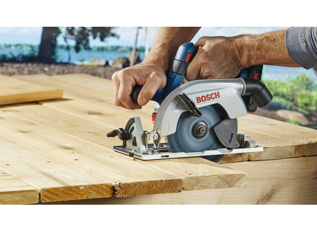 18V BRUSHLESS BLADE-LEFT 6-1/2 IN. CIRCULAR SAW KIT WITH (2) CORE18V® 4 AH ADVANCED POWER BATTERIES