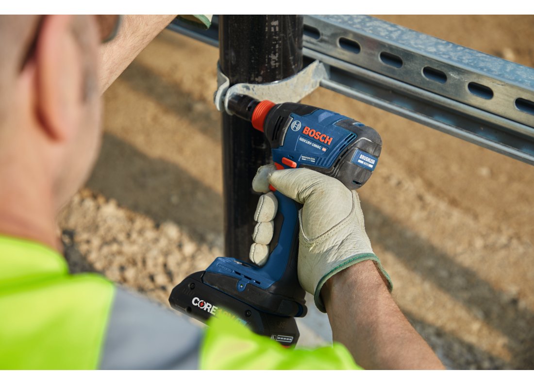 18V Connected-Ready 1/4 In. Hex Impact Driver Kit with (2) CORE18V® 4 Ah Advanced Power Batteries and (1) Connectivity Module