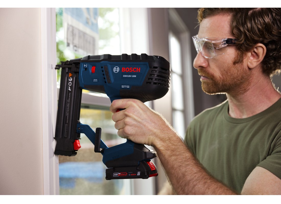 18V Brushless 18-Gauge Brad Nailer Kit with (1) 2 Ah Standard Power Battery