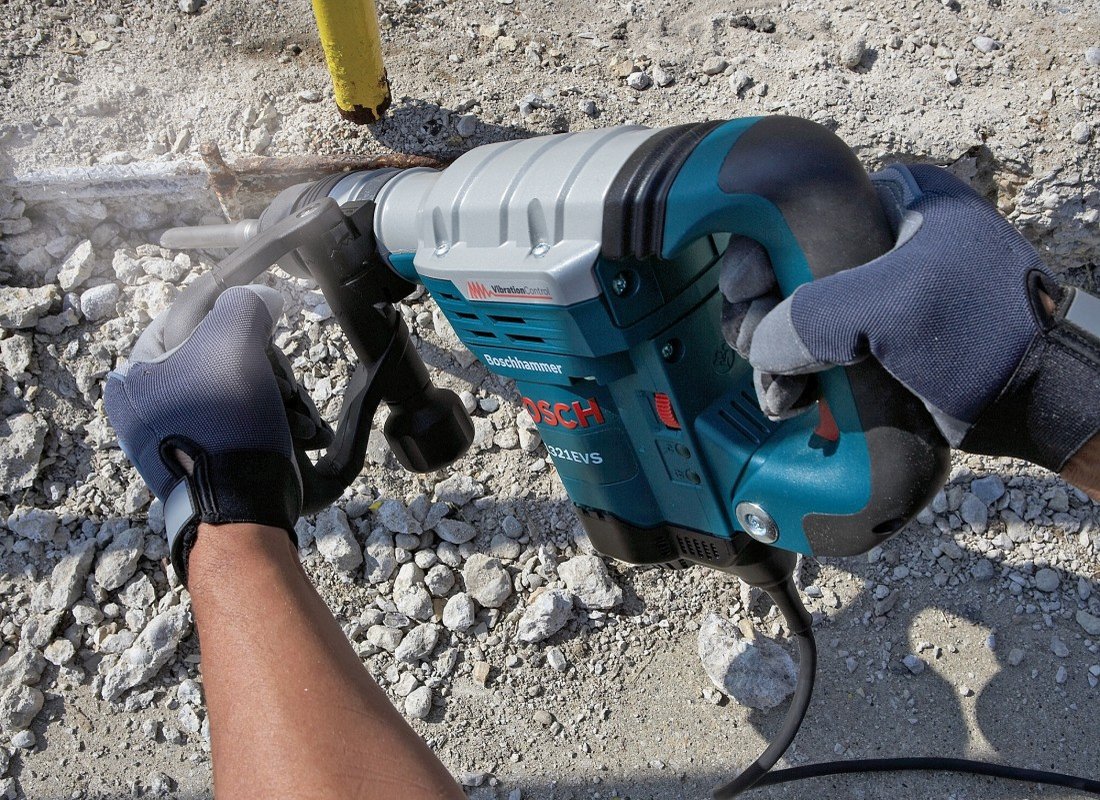 13 Amp SDS-max® Demolition Hammer