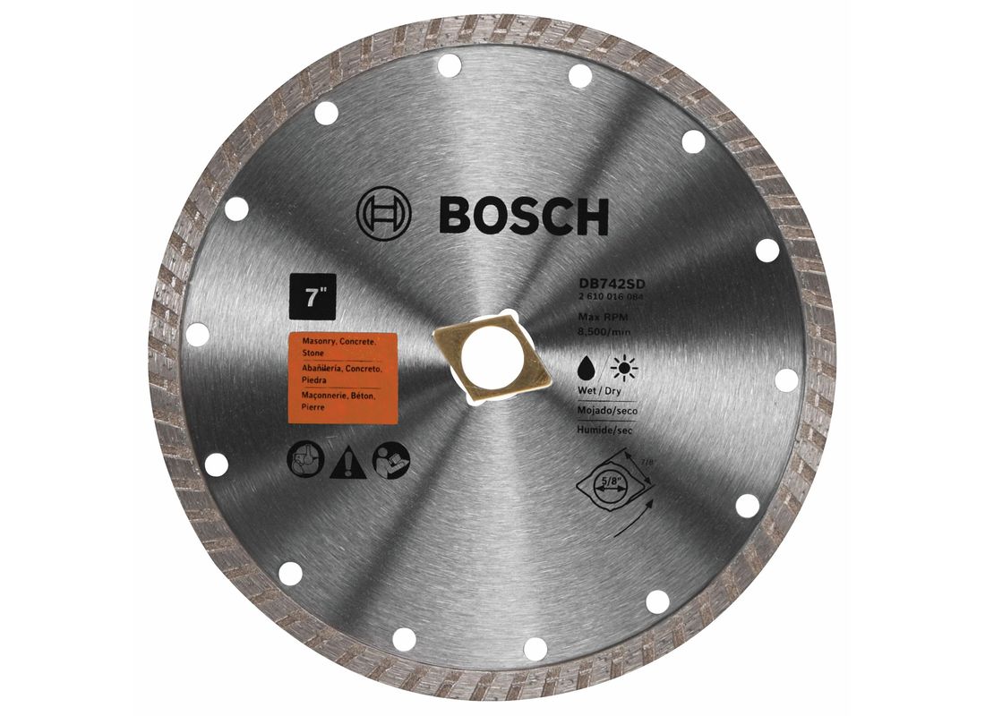 Disque diamanté standard à couronne turbo de 7 po avec centre défonçable en losange pour coupes nettes Bosch DB742SD