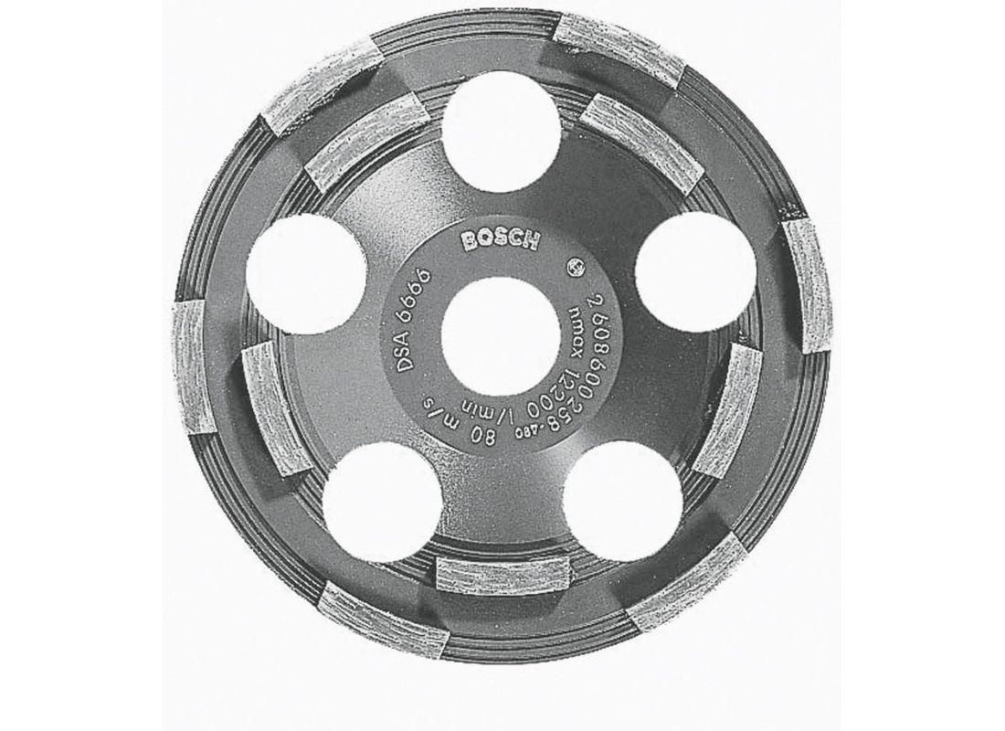 Meule boisseau diamantée à double rangée de segments de 5 po pour éliminer les revêtements Bosch DC500