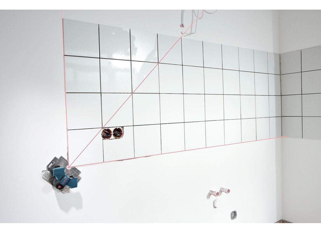 Laser d'alignement des carreaux muraux et d’équerrage Bosch GTL3