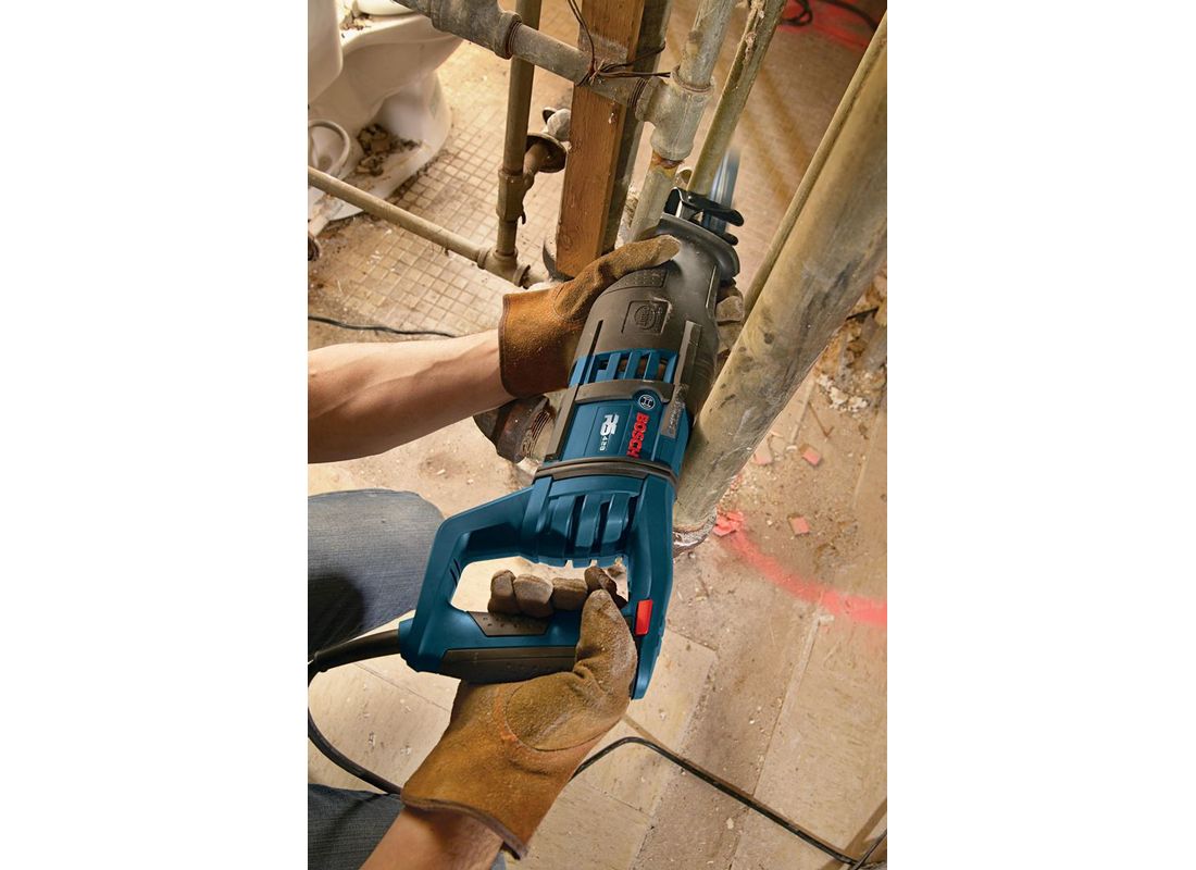 Scie alternative Vibration Control™ de 1-1/8 po Bosch RS428