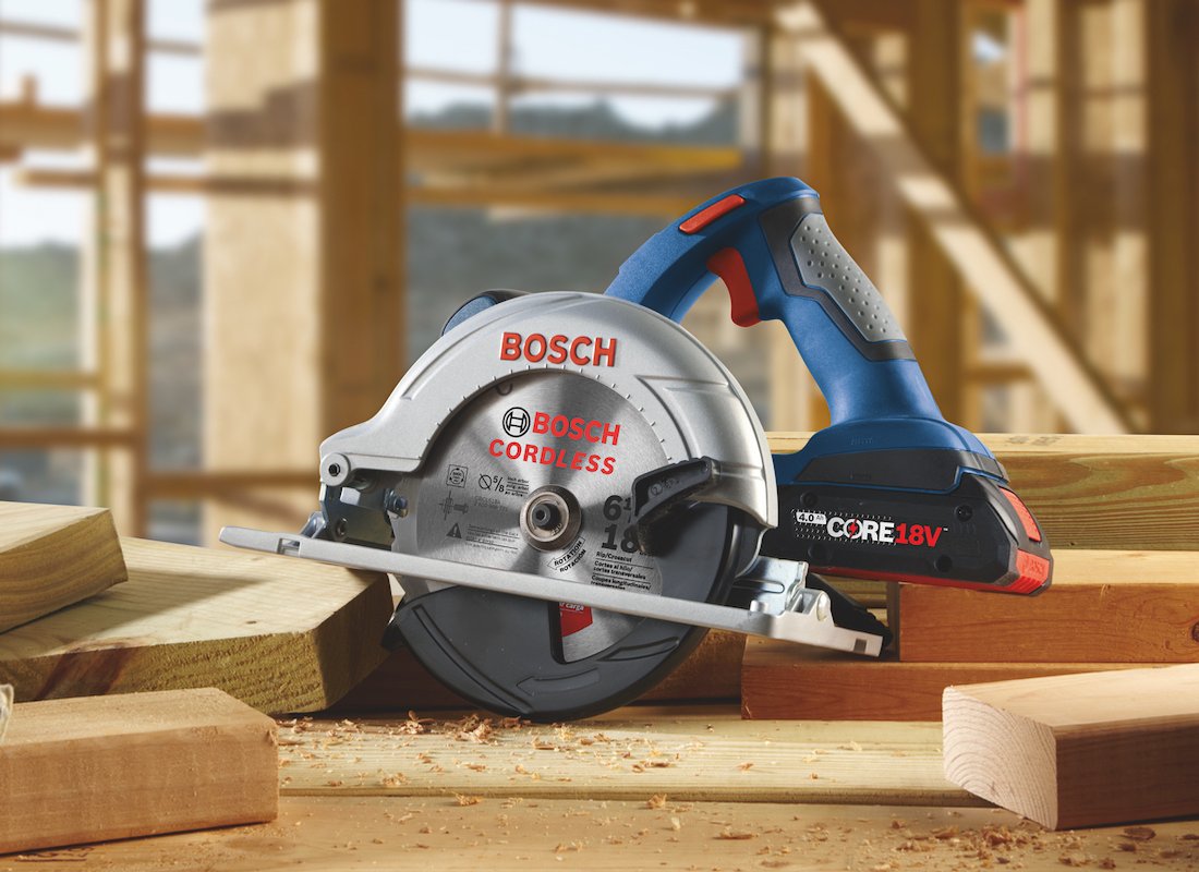 18V 6-1/2 In. Circular Saw Kit with (1) CORE18V 4.0 Ah Compact Battery